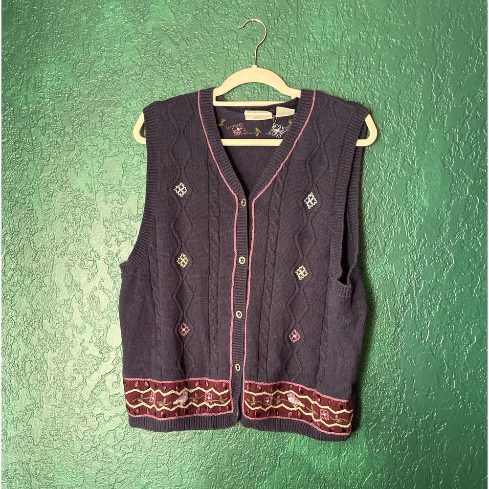 Vintage 90s embroidered sweater vest